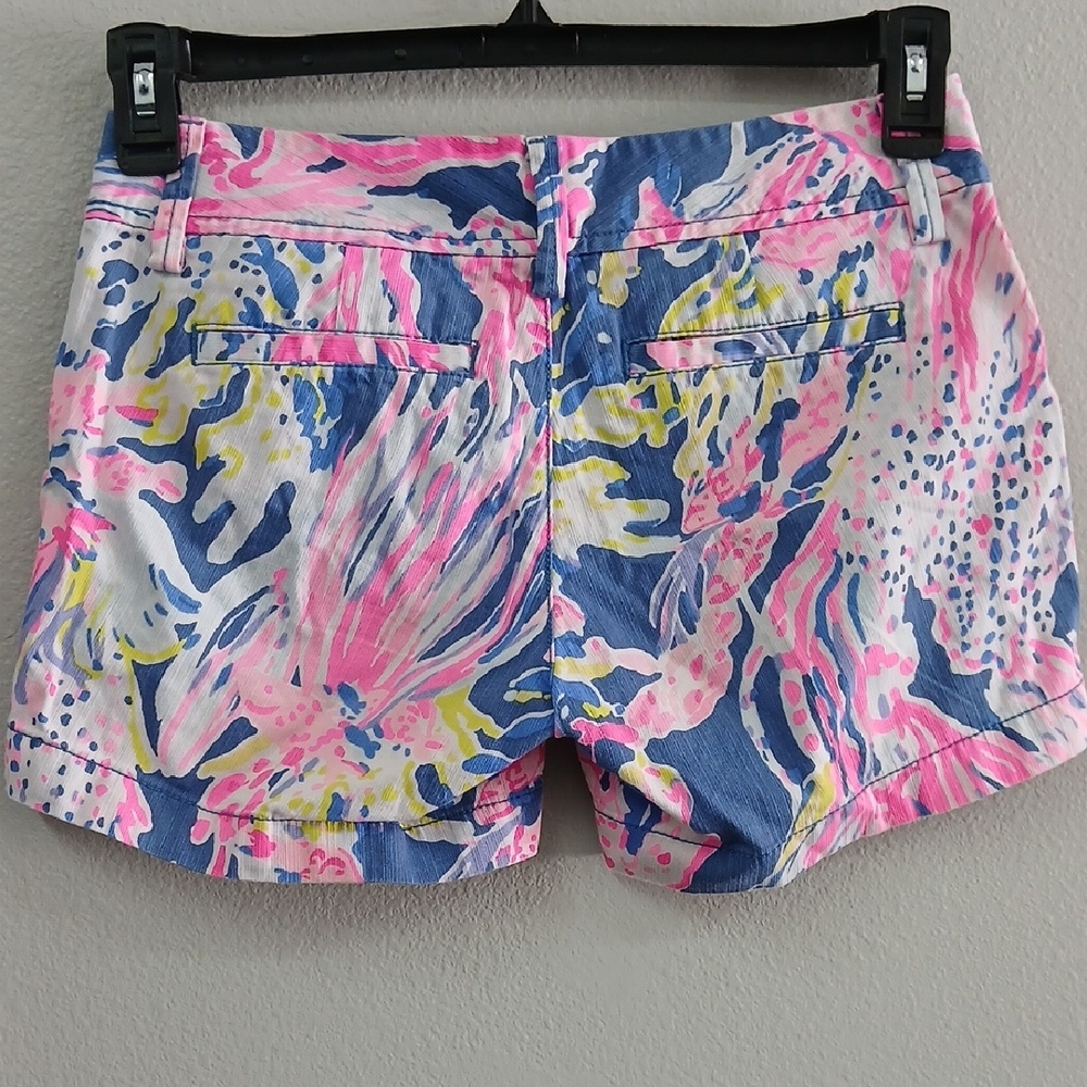Lilly Pulitzer Callahan Pink and Blue Jean Shorts 00 - Picture 4 of 7